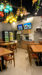 Junction Nine (D27), Retail #602860751